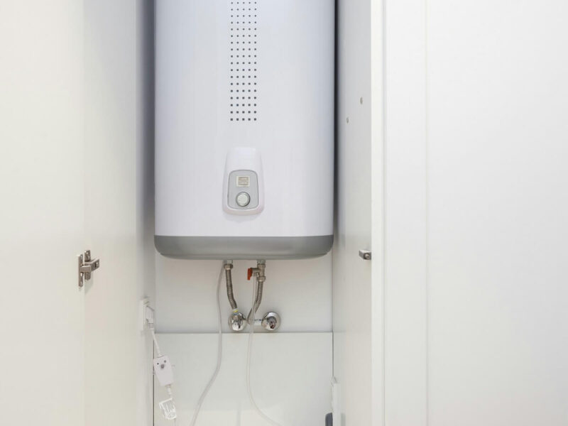 5 Water Heater Issues That Demand a Professional Plumber - Ehret Plumbing & Heating
